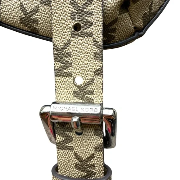 Michael Kors Tan and White Women's Belt Fanny Bag SM Size - Picture 6 of 8